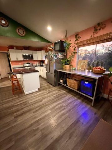 2378 Barbour Rd, Valley Springs, CA 95252