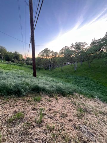 2378 Barbour Rd, Valley Springs, CA 95252