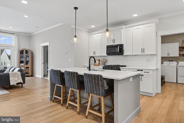 1847 EMERALD WAY, Mount Joy, PA 17552