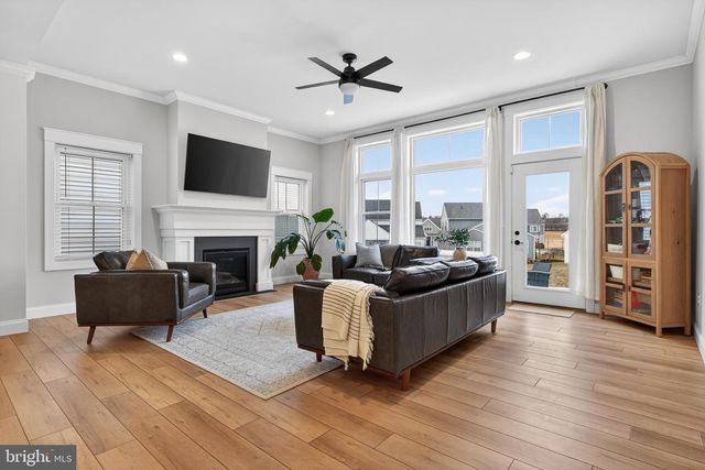 1847 EMERALD WAY, Mount Joy, PA 17552