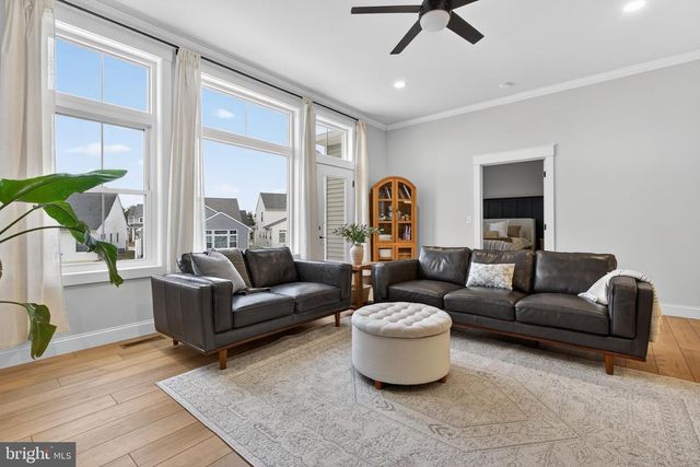 1847 EMERALD WAY, Mount Joy, PA 17552