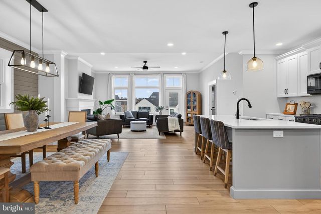 1847 EMERALD WAY, Mount Joy, PA 17552