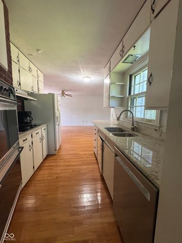 5924 Allisonville, Indianapolis, IN 46220