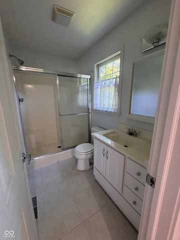 5924 Allisonville, Indianapolis, IN 46220