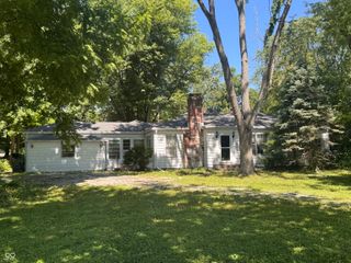 5924 Allisonville, Indianapolis, IN 46220