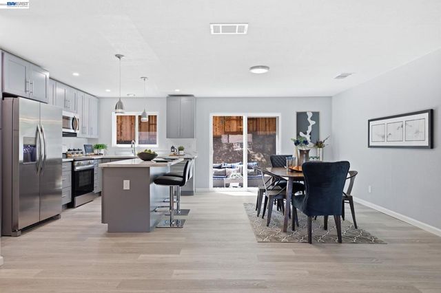 113 De Paul Dr, Vallejo, CA 94589