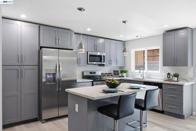 113 De Paul Dr, Vallejo, CA 94589