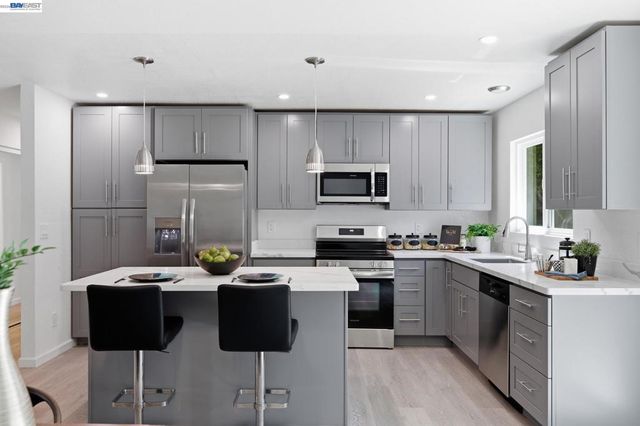 113 De Paul Dr, Vallejo, CA 94589