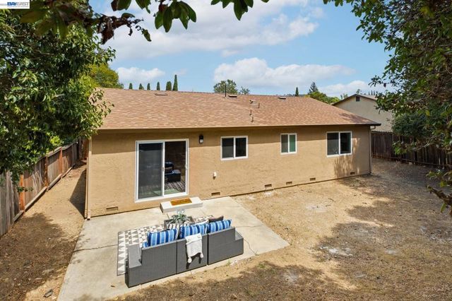 113 De Paul Dr, Vallejo, CA 94589