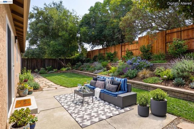113 De Paul Dr, Vallejo, CA 94589