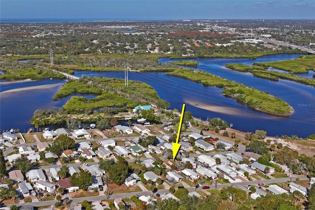 736 DRIFTWOOD LANE, Tarpon Springs, FL 34689