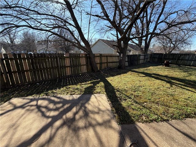 706 Meghan Street A, Siloam Springs, AR 72761