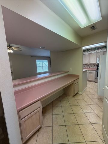 706 Meghan Street A, Siloam Springs, AR 72761