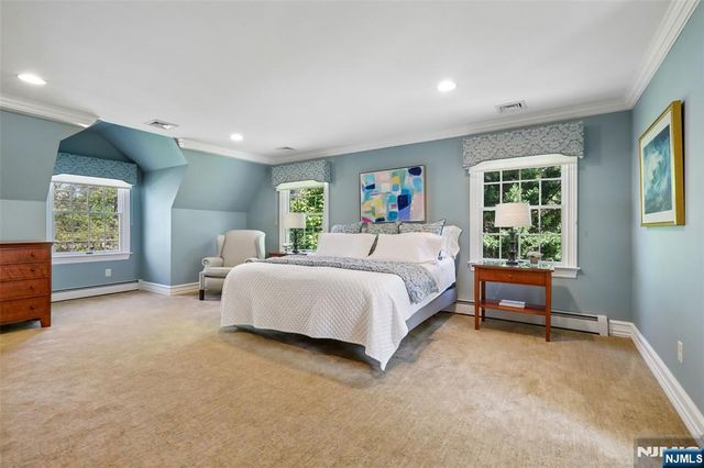 408 Drury Lane, Wyckoff, NJ 07481