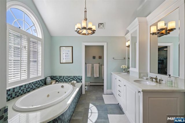 408 Drury Lane, Wyckoff, NJ 07481