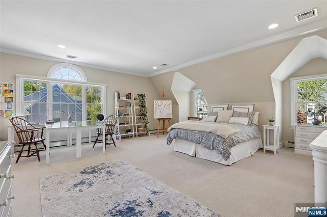 408 Drury Lane, Wyckoff, NJ 07481