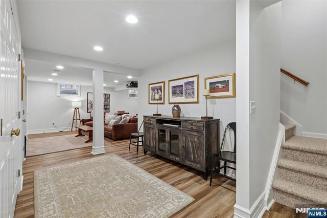 408 Drury Lane, Wyckoff, NJ 07481