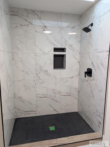 1301 Laurel Drive, Idaho Falls, ID 83401