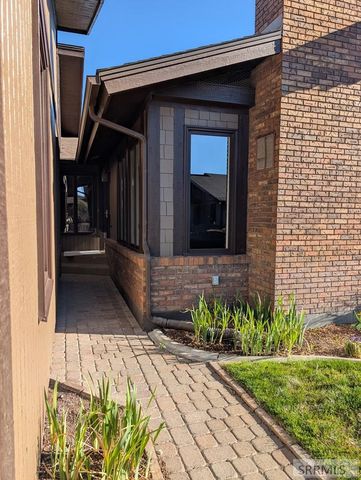 1301 Laurel Drive, Idaho Falls, ID 83401