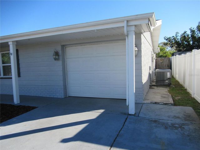 3110 ROCK VALLEY DR, Holiday, FL 34691