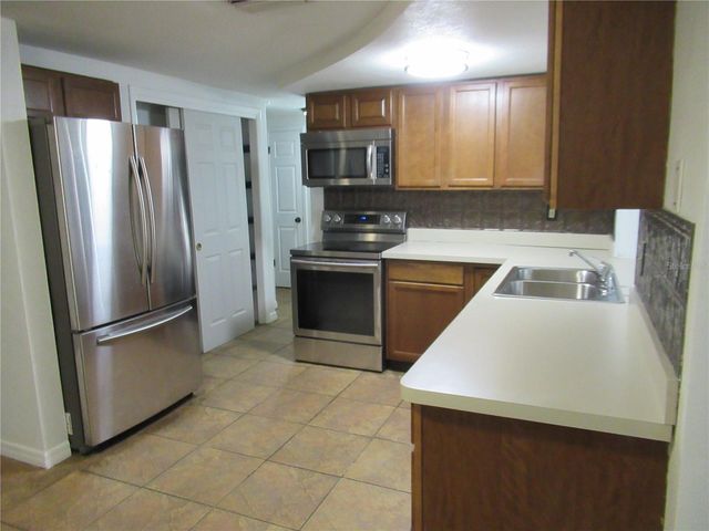 3110 ROCK VALLEY DR, Holiday, FL 34691