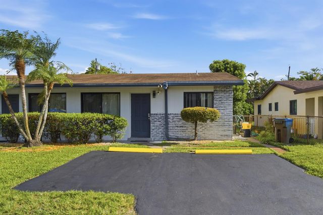 837 NW 41st Street A-b, Oakland Park, FL 33309