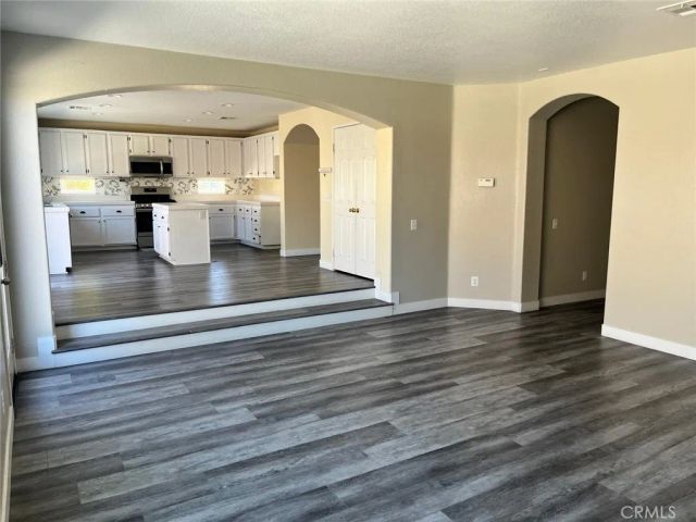 9375 Agave Drive, Hesperia, CA 92344