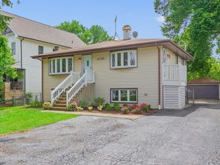 6036 Springside Avenue, Downers Grove, IL 60516