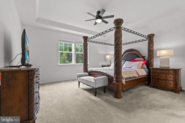 12313 GEMSTONE DR, Hagerstown, MD 21740