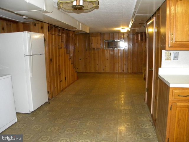 325 IMLA ST, Baltimore, MD 21224