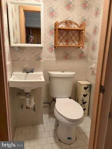 325 IMLA ST, Baltimore, MD 21224