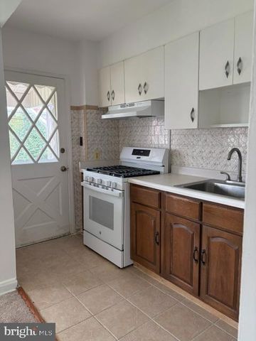 325 IMLA ST, Baltimore, MD 21224