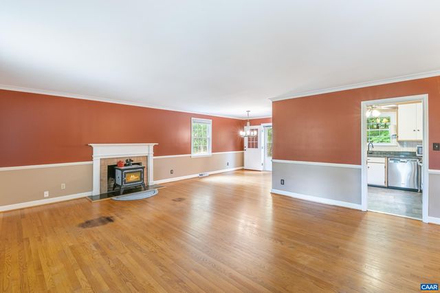 2200 BRANDYWINE DR, Charlottesville, VA 22901