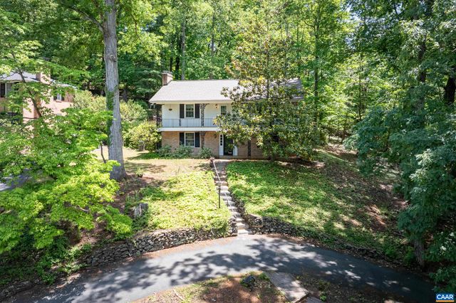 2200 BRANDYWINE DR, Charlottesville, VA 22901