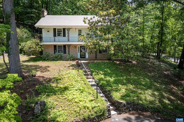 2200 BRANDYWINE DR, Charlottesville, VA 22901