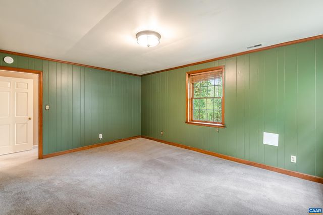 2200 BRANDYWINE DR, Charlottesville, VA 22901