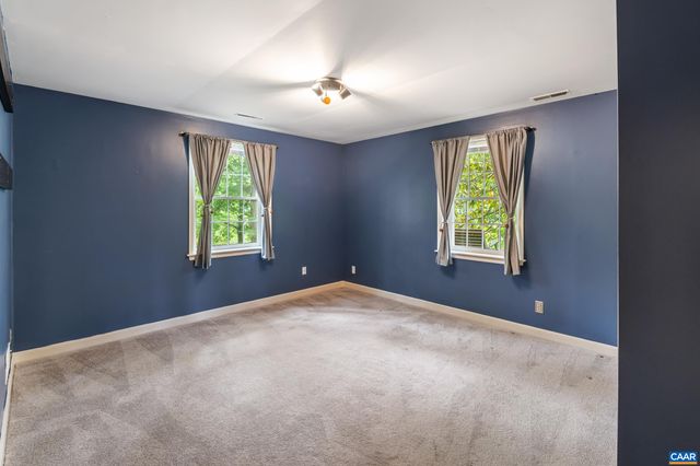 2200 BRANDYWINE DR, Charlottesville, VA 22901