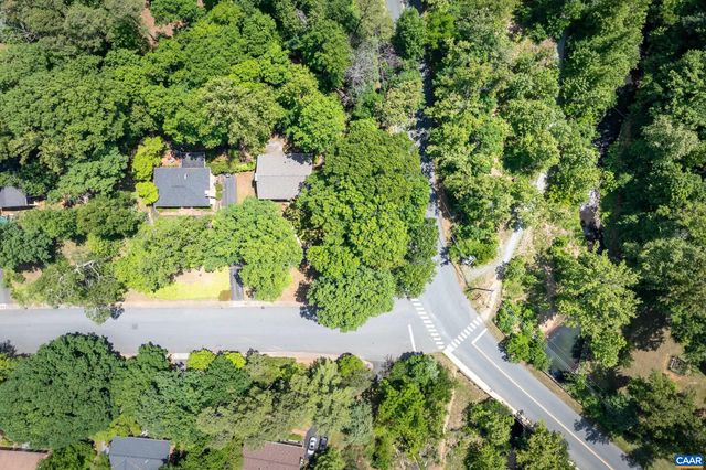 2200 BRANDYWINE DR, Charlottesville, VA 22901