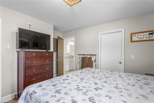 118 Shady Grove Road, Eden, NC 27288