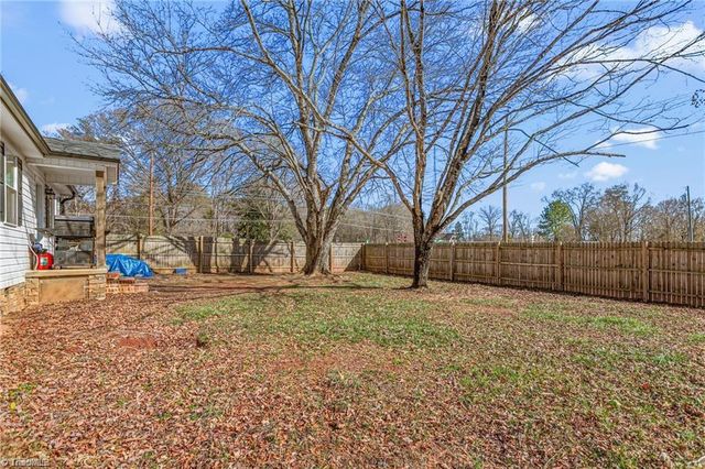 118 Shady Grove Road, Eden, NC 27288