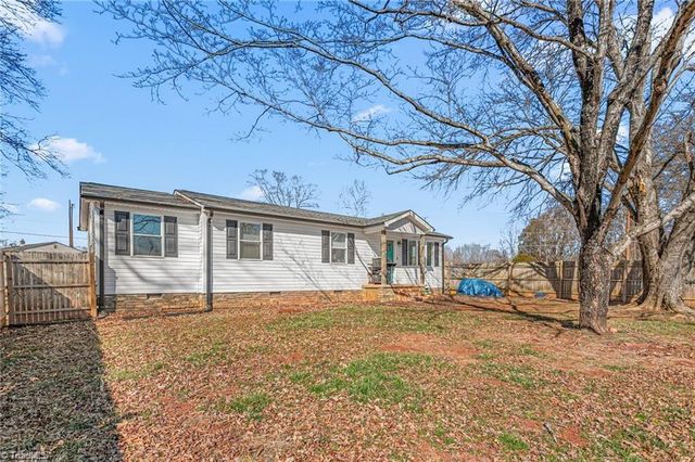 118 Shady Grove Road, Eden, NC 27288