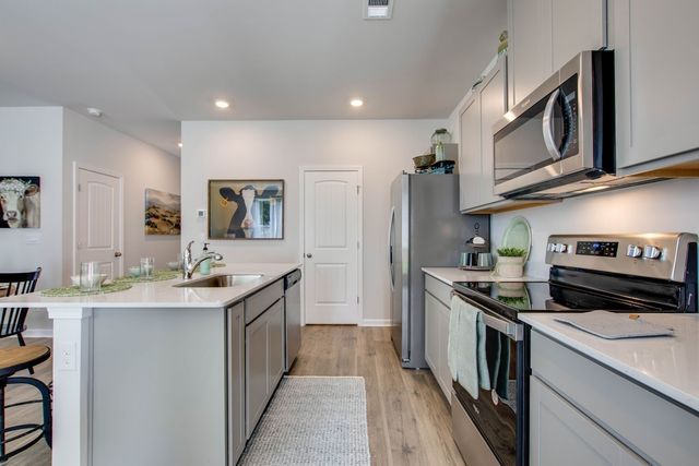 906 Shorttail Lane, Lebanon, TN 37090