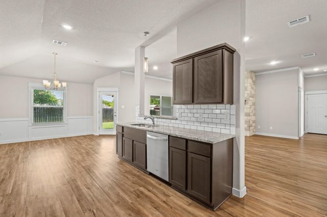 445 Bella Rose DR, Belton, TX 76513