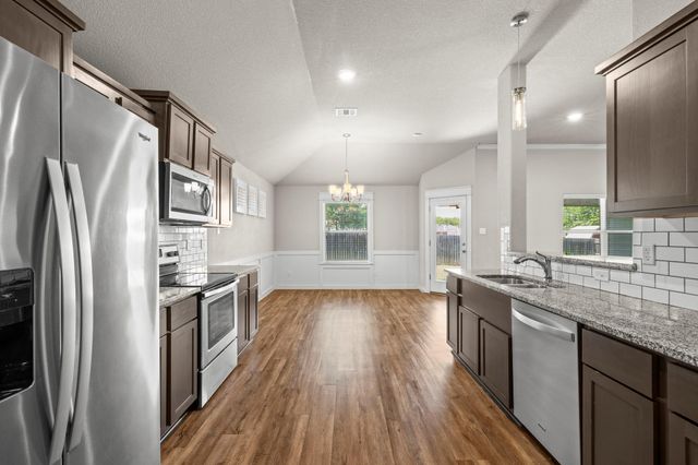 445 Bella Rose DR, Belton, TX 76513