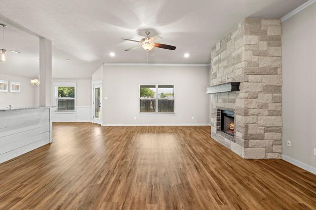 445 Bella Rose DR, Belton, TX 76513