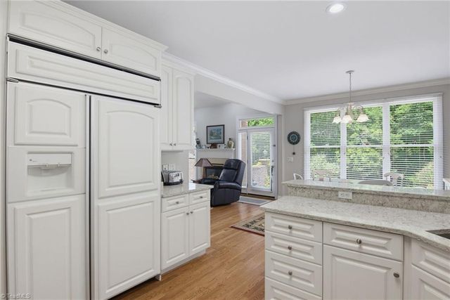 4733 Barrington Place Court, Jamestown, NC 27282