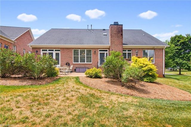 4733 Barrington Place Court, Jamestown, NC 27282
