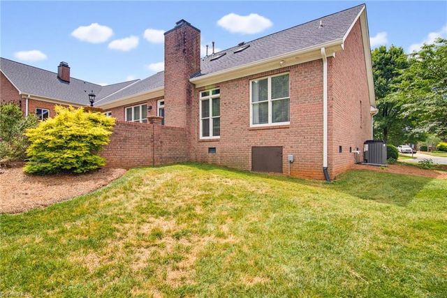 4733 Barrington Place Court, Jamestown, NC 27282