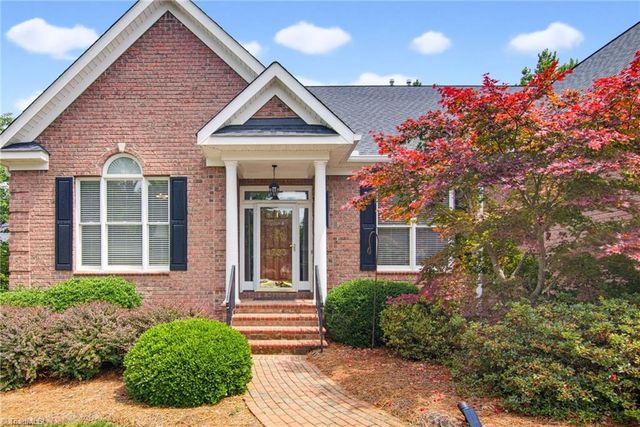 4733 Barrington Place Court, Jamestown, NC 27282