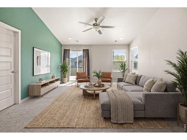 370 Cherokee Trl, Ault, CO 80610